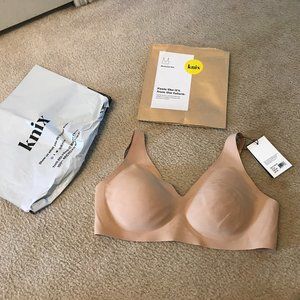 Knix Wireless Smooth Everywhere Bra in Warm Sand Size M+